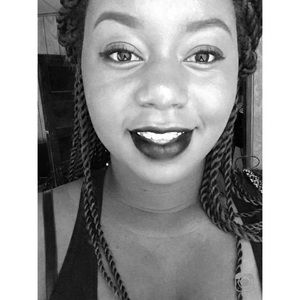 Meet your Posher, Kendra