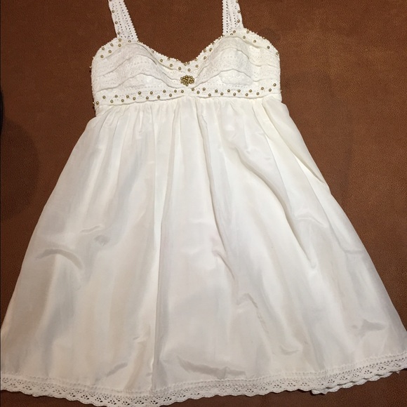 Beautiful Bebe Dress. Good condition.
