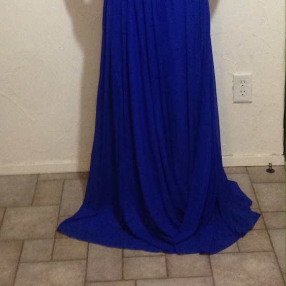 Ball gown - Picture 3 of 4