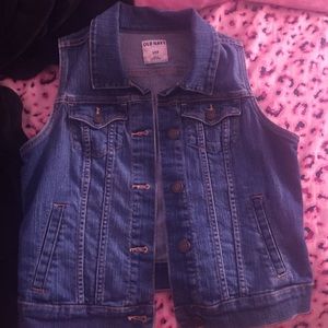 No sleeve jean jacket