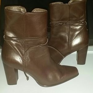 Enzo Angiolini brown mid calf boots Sz 6M