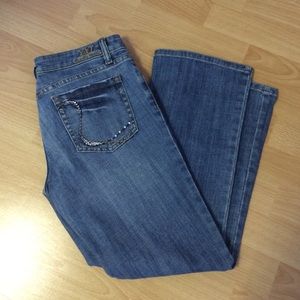 Jean capris clear stone studded pockets