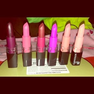 6 pc. Kleancolor matte lipstick set 💋