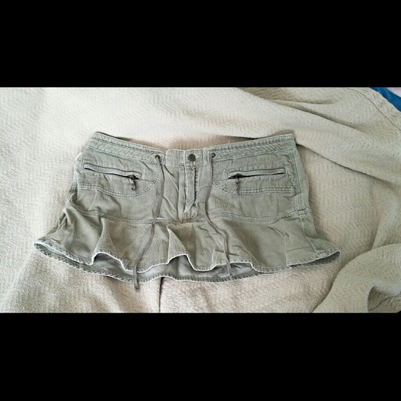 Dark Beige Hollister Ruffled Mini Skirt