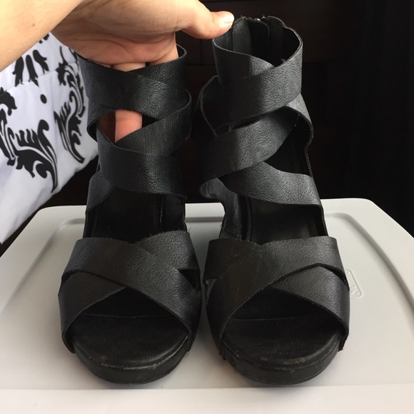 Black Leather Strappy Wedges