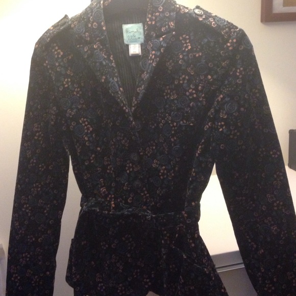Floral velvet blazer