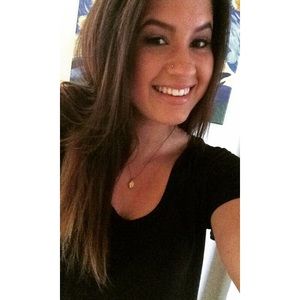 Meet your Posher, Valentina