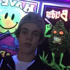 Meet your Posher, Kyle