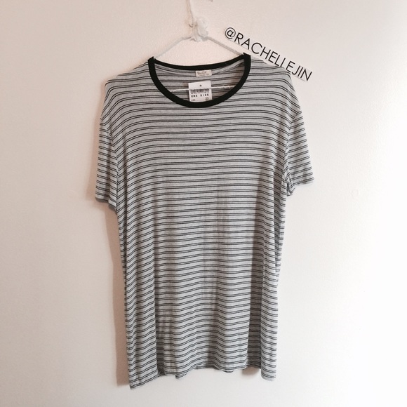 💌Sold💌 NWT Brandy Melville Striped Ringer Tee