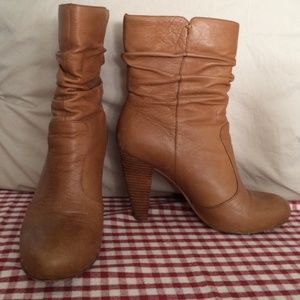 Via Spiga tan boots!