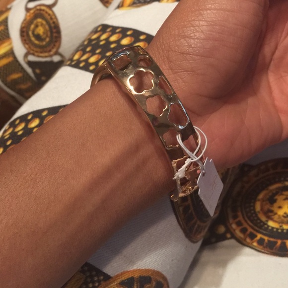 Egyptian Eye Black and Gold Bracelet - Picture 2 of 4