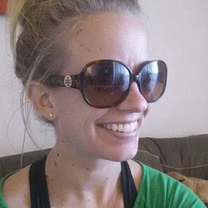 Tortoise shell Tory Burch sunglasses