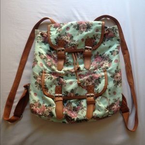 🌹🌸floral backpack🌸🌹