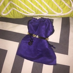 ✨Tory Burch Gold Logo Bangle - NWOT ✨✨