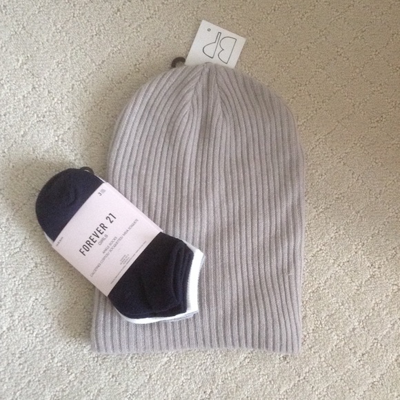 Beanie and sock bundle!