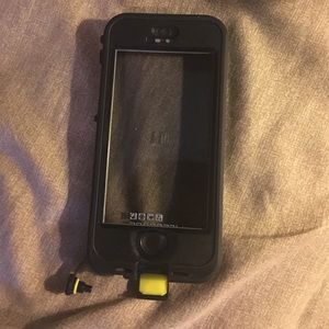 iPhone 5s nuud lifeproof case