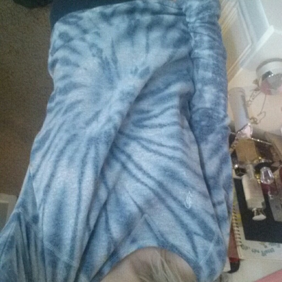 OBEY PROPAGANDA blue tie dye crewneck sweater - Picture 3 of 4