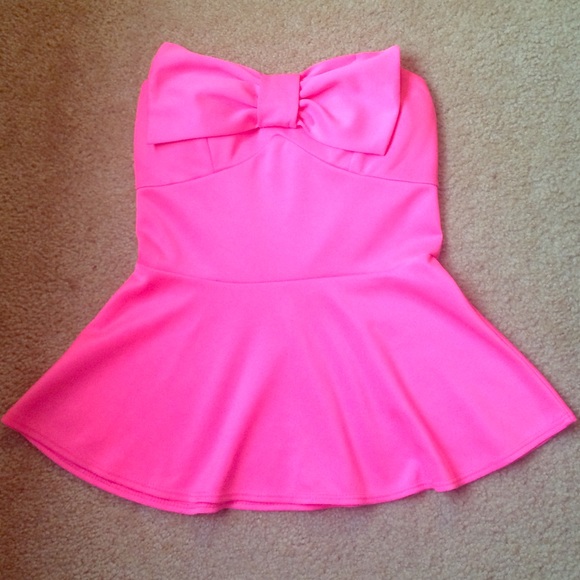 Peplum staples top