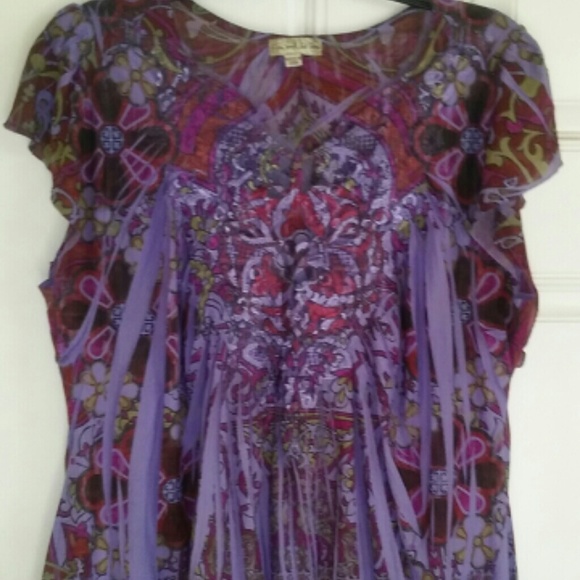 Live and Let Live woman's size XL gently used top