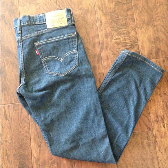🚨SOLD🚨Men's Levi Jeans 511