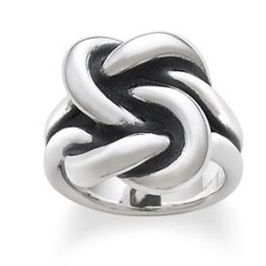 Love knot ring