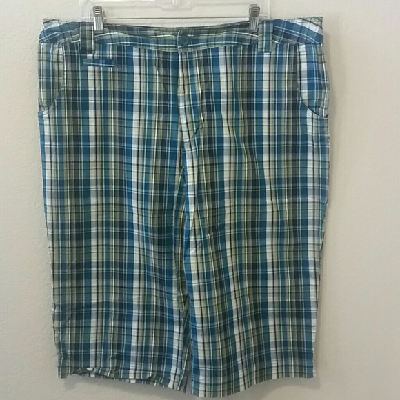 Plaid capris