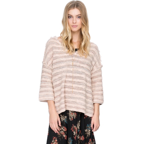 Final Sale! 🎉⚬Free People⚬Spells Trouble Pullover