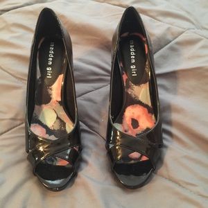 Cute black Madden Girl heels.