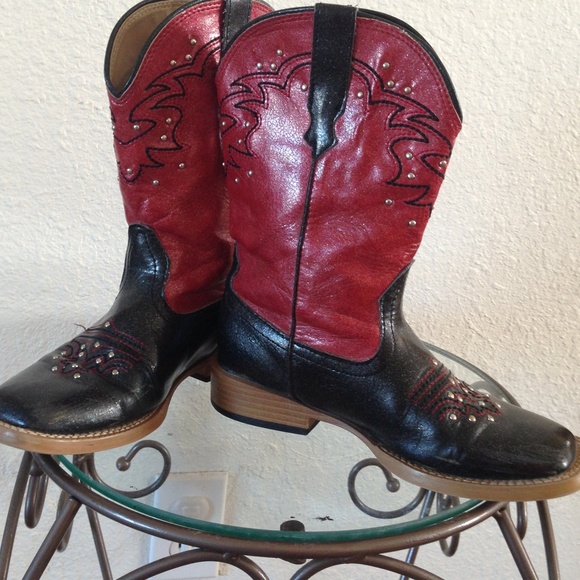 😎 SOLD 😎 Cowgirl Boots (girls) - Picture 4 of 4