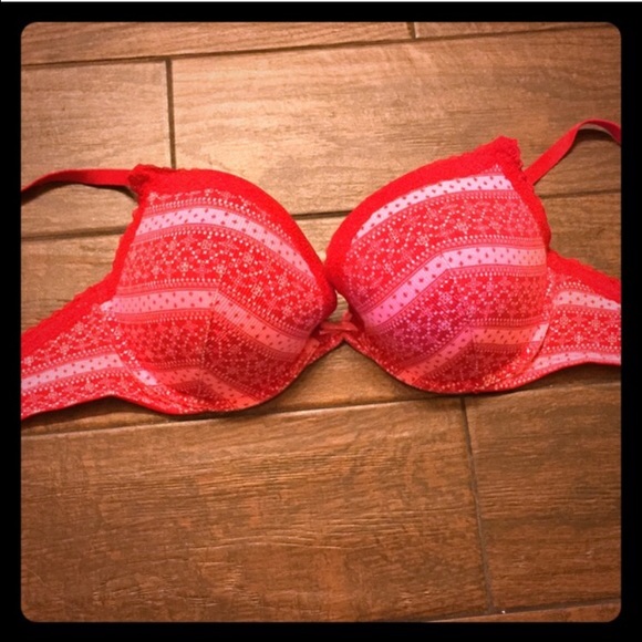 Victoria Secret Push Up Bra