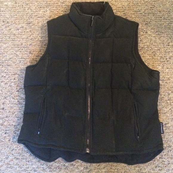 Express down reversible puffer vest, Size large.