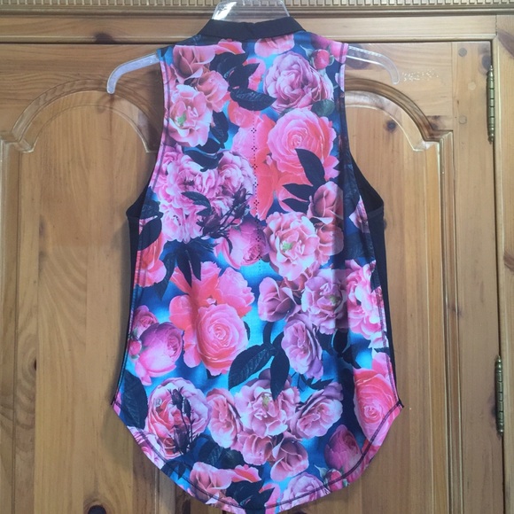 Lululemon sleeveless polo with back floral print
