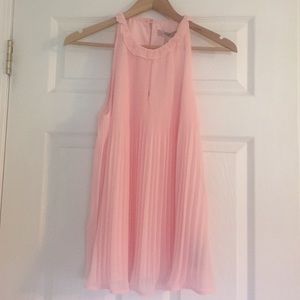 Feminine and flowing pink blouse size M