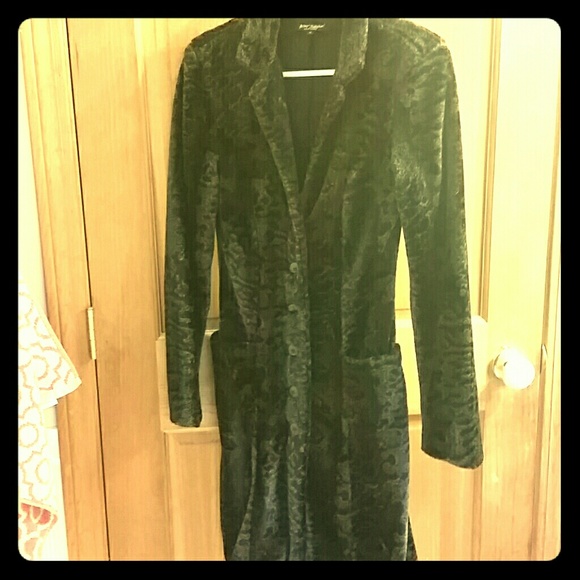 Best Johnson faux fur coat - Picture 1 of 3