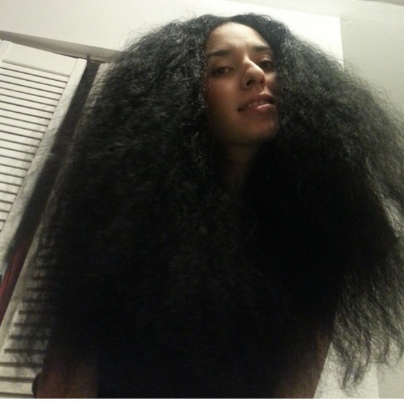 Meet your Posher, Brenda!💁🏻 - Picture 4 of 4