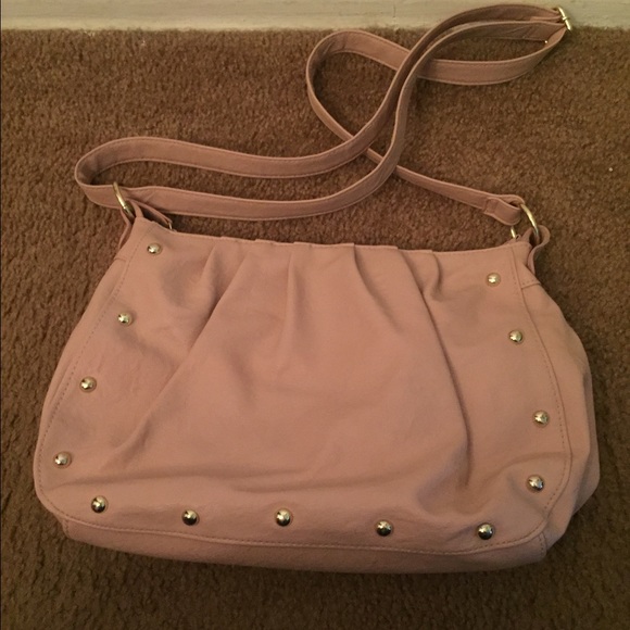 Super cute pink purse!