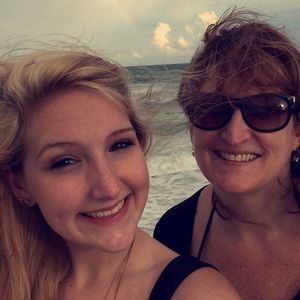 Meet your Posher, Faith