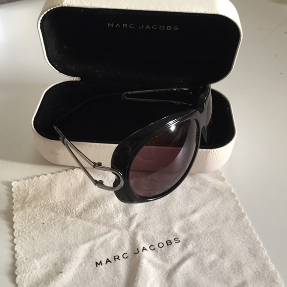 Marc Jacobs sunglasses