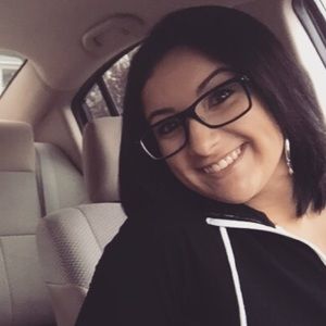 Meet your Posher, Alexis