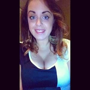 Meet your Posher, Monica