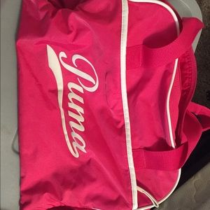 Pink small/Med puma gym bag💋