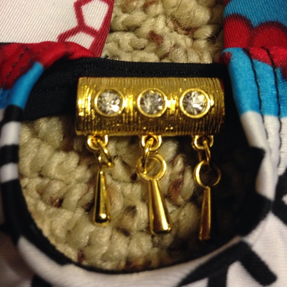 Bathing suit - Picture 3 of 3