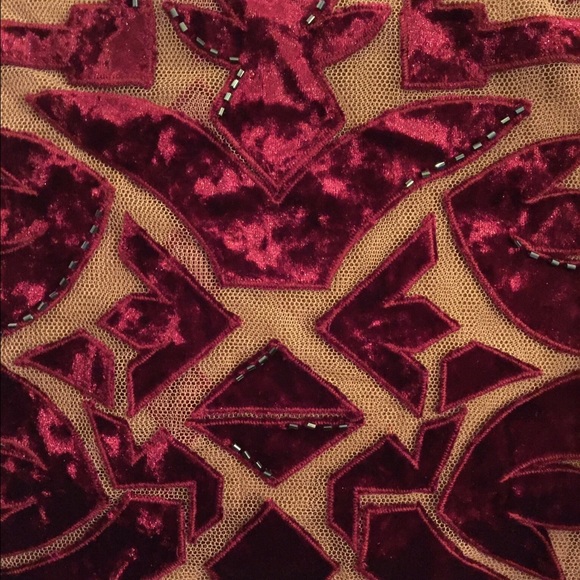 SOLD ON AKZNYC - Picture 4 of 4