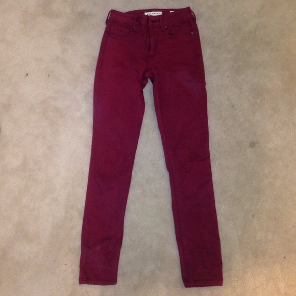 High waisted jeans