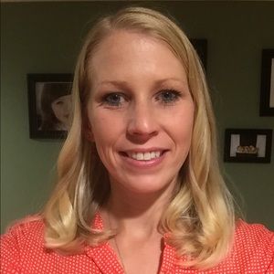 Meet your Posher, Stacy