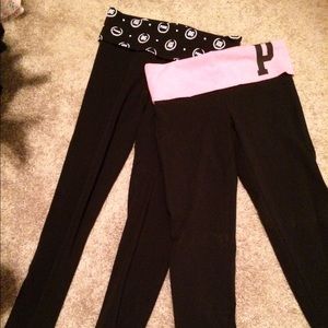 Bundle of VS PINK yoga leggings size small and xs