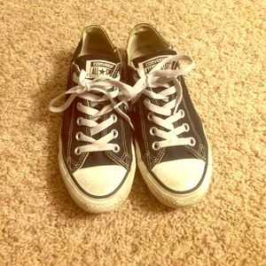 Black converse