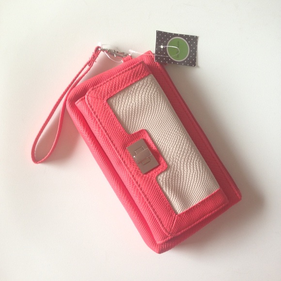 Kelly & Katie Coral Pink & Cream Wallet Wristlet