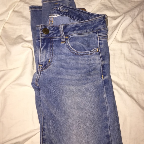 American eagle light wash jeggings
