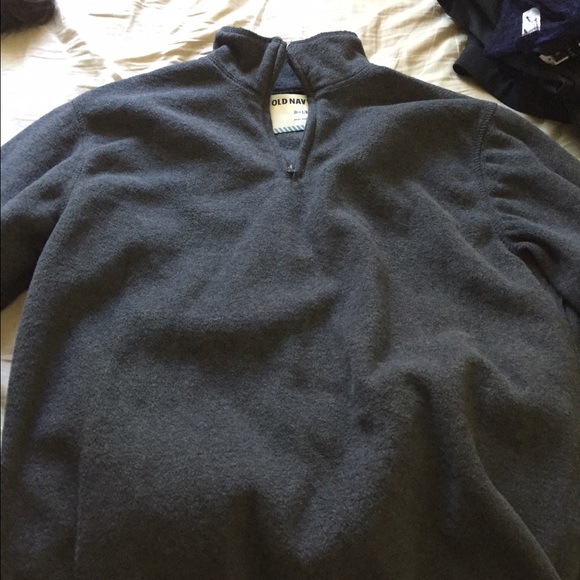 Old navy fleece sweater size large